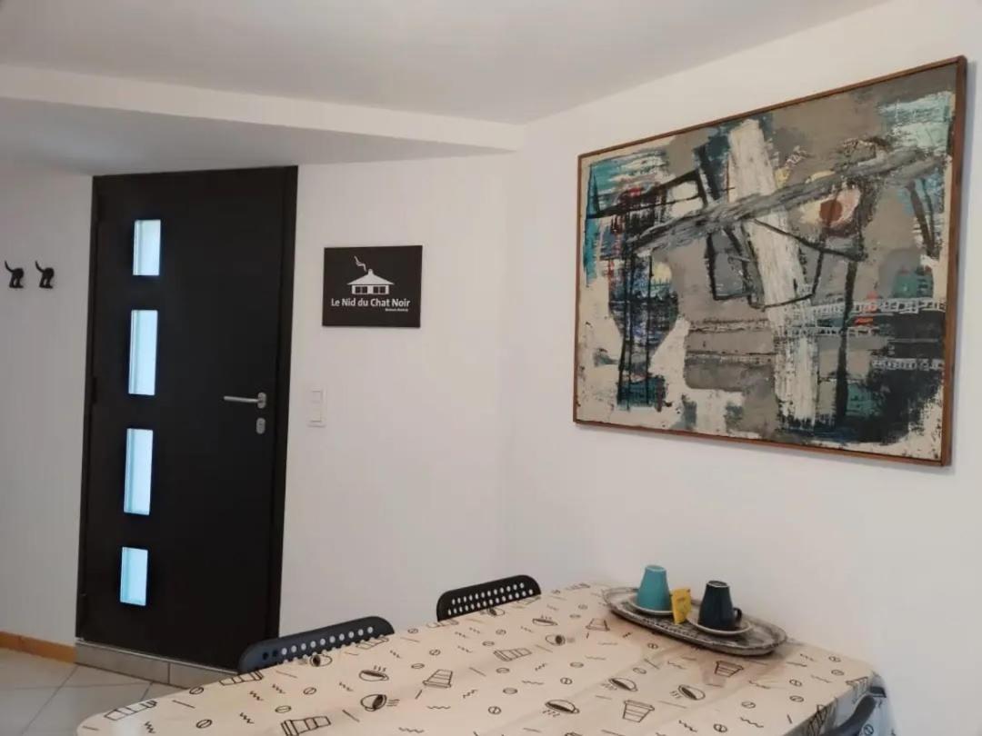 Le Nid Du Chat Noir - Maison Alveole Bed And Books Sciez Exterior foto